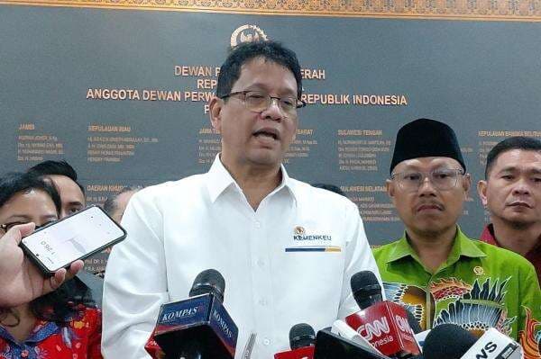 Purbaya Ajak Produsen Rokok Ilegal Jadi Pemain Legal: Kalau Masih Gelap Kita Sikat Purbaya Ajak Produsen Rokok Ilegal Jadi Pemain Legal: Kalau Masih Gelap Kita Sikat