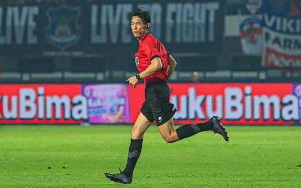 PSSI Akan Datangkan Wasit Dari Eropa di Pertandingan Liga 1, Ini Fungsinya PSSI Akan Datangkan Wasit Dari Eropa di Pertandingan Liga 1, Ini Fungsinya