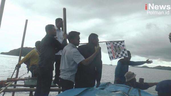 Bupati Polman Buka Langsung BCC Championship Katinting Race di Dusun Bajoe Bupati Polman Buka Langsung BCC Championship Katinting Race di Dusun Bajoe