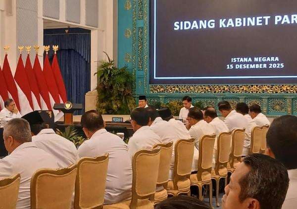 Prabowo Sindir Pejabat Cuma Foto-Foto di Lokasi Bencana: Rakyat Jangan Jadi Objek! Prabowo Sindir Pejabat Cuma Foto-Foto di Lokasi Bencana: Rakyat Jangan Jadi Objek!