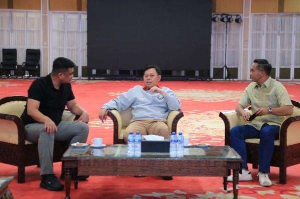 Ketua DPD Dukung Sumatera Green Invest, Siapkan Satgas Berisi Pakar Independen Ketua DPD Dukung Sumatera Green Invest, Siapkan Satgas Berisi Pakar Independen