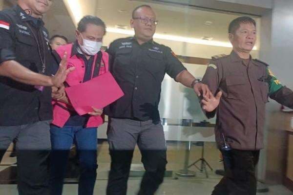 Kasus Ronald Tannur, Eks Ketua PN Surabaya Rudi Suparmono Disidang Perdana Hari Ini Kasus Ronald Tannur, Eks Ketua PN Surabaya Rudi Suparmono Disidang Perdana Hari Ini