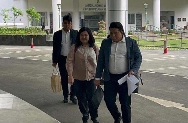 Kejagung Periksa Fiona Eks Stafsus Nadiem Makarim terkait Kasus Laptop, Ini yang Digali Kejagung Periksa Fiona Eks Stafsus Nadiem Makarim terkait Kasus Laptop, Ini yang Digali