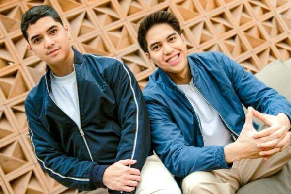 El Rumi Pastikan Maia Estianty dan Ahmad Dhani Dampingi Al Ghazali Siraman El Rumi Pastikan Maia Estianty dan Ahmad Dhani Dampingi Al Ghazali Siraman