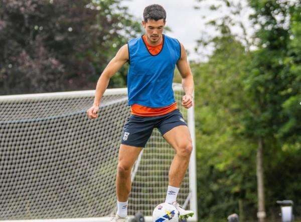 Adu Gaji Elkan Baggott di Ipswich Town dengan Blackpool FC, bak Bumi dan Langit? Adu Gaji Elkan Baggott di Ipswich Town dengan Blackpool FC, bak Bumi dan Langit?