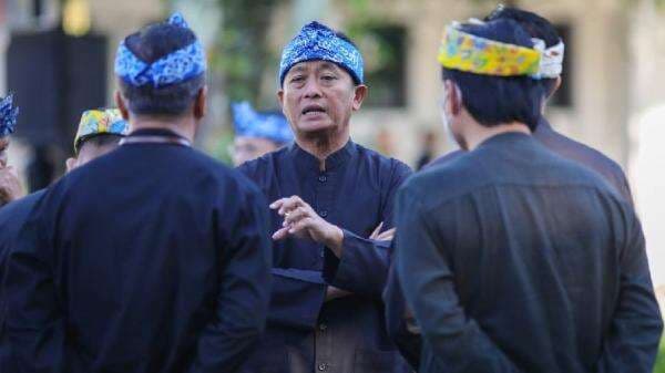 Eks Sekda Bandung Ema Sumarna Dituntut 6,5 Tahun Penjara, Korupsi Proyek Smart City Eks Sekda Bandung Ema Sumarna Dituntut 6,5 Tahun Penjara, Korupsi Proyek Smart City