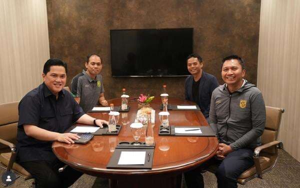Timnas Indonesia Main di Jawa Timur pada September 2025, Erick Thohir Temui CEO Persebaya Surabaya Timnas Indonesia Main di Jawa Timur pada September 2025, Erick Thohir Temui CEO Persebaya Surabaya