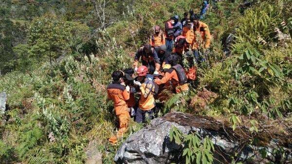 Jumlah Pendaki Hipotermia di Gunung Bawakaraeng Bertambah jadi 65 Orang Jumlah Pendaki Hipotermia di Gunung Bawakaraeng Bertambah jadi 65 Orang