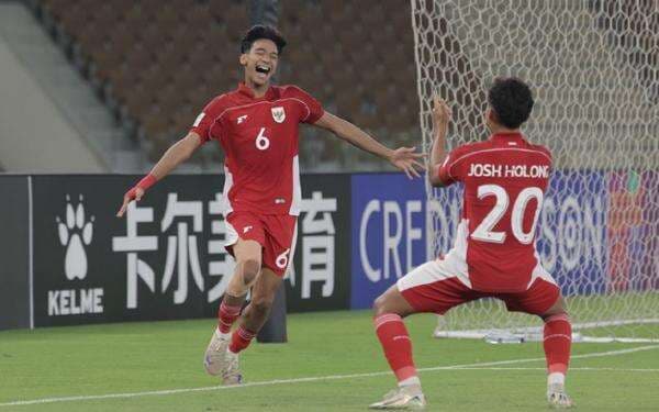 Daftar Top Skor Piala Asia U-17 2025: Pemain Timnas Indonesia U-17 Evandra Florasta Tempati Puncak! Daftar Top Skor Piala Asia U-17 2025: Pemain Timnas Indonesia U-17 Evandra Florasta Tempati Puncak!