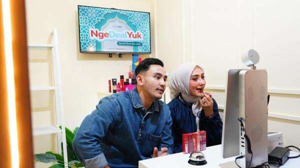 Mamalita dan Firhan Bikin Heboh! Live Shopping Penuh Promo dan Keseruan di YouTube Mamalita dan Firhan Bikin Heboh! Live Shopping Penuh Promo dan Keseruan di YouTube