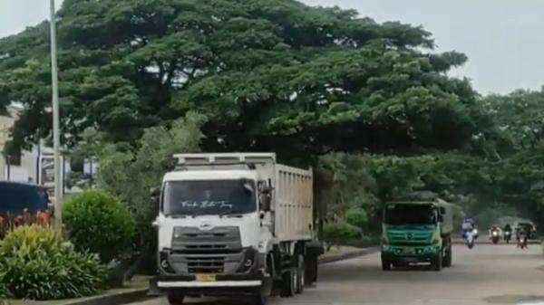 Polres Cilegon Batasi Operasional Truk Barang Saat Nataru, Berlaku 19 Desember-4 Januari Polres Cilegon Batasi Operasional Truk Barang Saat Nataru, Berlaku 19 Desember-4 Januari