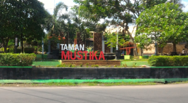 10 Destinasi Wisata Blora yang Wajib Dikunjungi: Dari Keindahan Alam hingga Hiburan Malam 10 Destinasi Wisata Blora yang Wajib Dikunjungi: Dari Keindahan Alam hingga Hiburan Malam