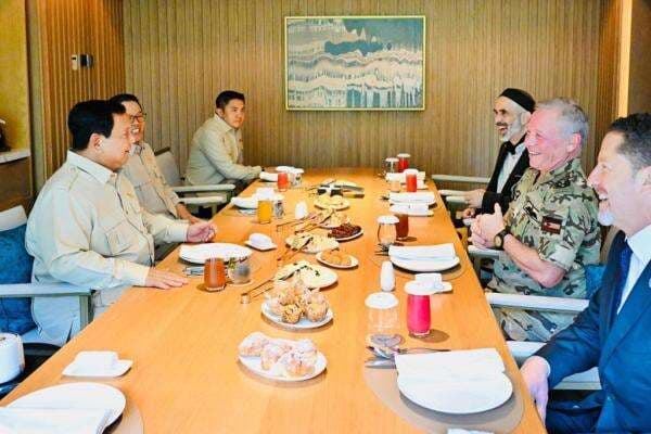 Croissant, Cupcake hingga Jus Buah Jadi Tanda Persahabatan Prabowo dan Raja Yordania Croissant, Cupcake hingga Jus Buah Jadi Tanda Persahabatan Prabowo dan Raja Yordania