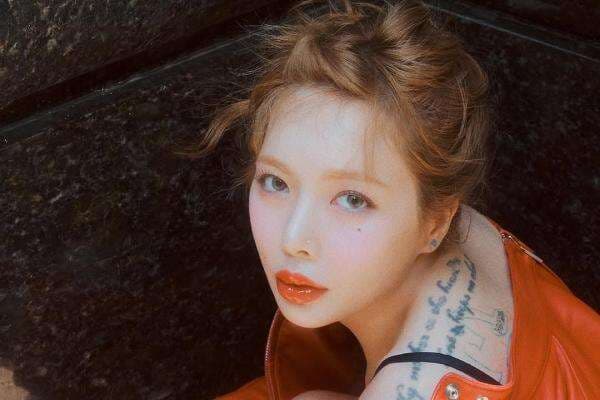 HyunA Minta Maaf usai Pingsan di Panggung Waterbomb Macau HyunA Minta Maaf usai Pingsan di Panggung Waterbomb Macau