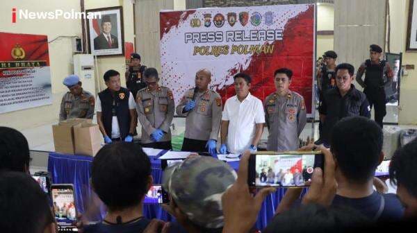 14 Orang Jadi Tersangka Bentrok Eksekusi Paludai, 4 Orang Ditangkap Terkait Penganiayaan Kapus Alu 14 Orang Jadi Tersangka Bentrok Eksekusi Paludai, 4 Orang Ditangkap Terkait Penganiayaan Kapus Alu