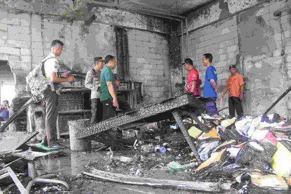 Gedung Saifudin Zuhri UIN SATU Tulungagung Terbakar, Diduga Akibat Panel Listrik Gedung Saifudin Zuhri UIN SATU Tulungagung Terbakar, Diduga Akibat Panel Listrik