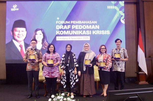 Komdigi Gelar Forum Pembahasan Draf Pedoman Komunikasi Krisis bersama Lintas Sektor Komdigi Gelar Forum Pembahasan Draf Pedoman Komunikasi Krisis bersama Lintas Sektor
