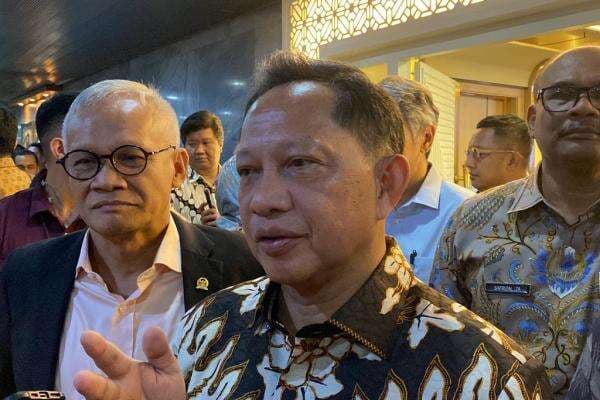 Pemerintah Diusulkan Ambil Alih Inisiatif RUU Pemilu, Mendagri: Kami Harus Siap Pemerintah Diusulkan Ambil Alih Inisiatif RUU Pemilu, Mendagri: Kami Harus Siap