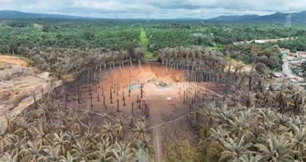 Pipa Gas Meledak di Riau, Sejumlah Rumah Hangus hingga 5 Orang Jadi Korban Pipa Gas Meledak di Riau, Sejumlah Rumah Hangus hingga 5 Orang Jadi Korban