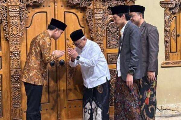 Wapres Gibran Sowan ke Gus Iqdam di Blitar Jatim: Teman Lama dan Guru Wapres Gibran Sowan ke Gus Iqdam di Blitar Jatim: Teman Lama dan Guru