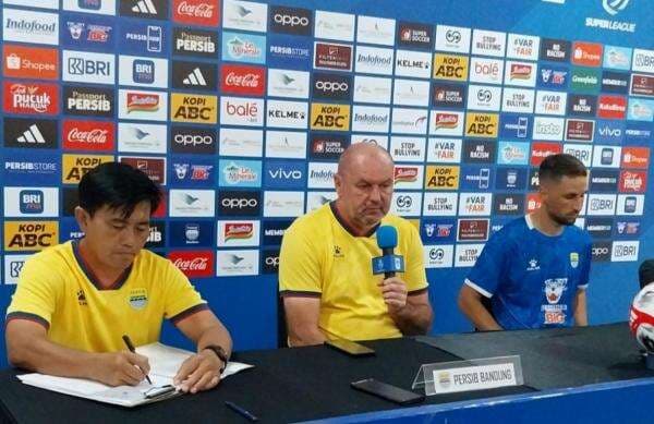 Persib Bandung Pilih Super League atau AFC Champions League 2? Ini Jawaban Bojan Hodak Persib Bandung Pilih Super League atau AFC Champions League 2? Ini Jawaban Bojan Hodak