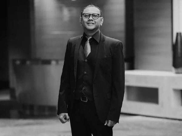 Profil Lucky Widja Vokalis Element yang Meninggal Dunia di Usia 49 Tahun Profil Lucky Widja Vokalis Element yang Meninggal Dunia di Usia 49 Tahun