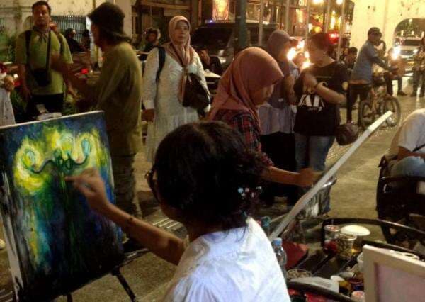 Pelukis Disabilitas dan Anak Berbakat Sanggar Daun Gresik Warnai Jogjak Arts #3 Pelukis Disabilitas dan Anak Berbakat Sanggar Daun Gresik Warnai Jogjak Arts #3