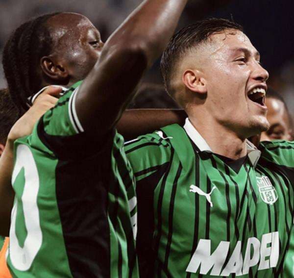 Reaksi Berkelas Jay Idzes Usai Bawa Sassuolo Menang 1-0 atas Lazio di Liga Italia 2025-2026 Reaksi Berkelas Jay Idzes Usai Bawa Sassuolo Menang 1-0 atas Lazio di Liga Italia 2025-2026