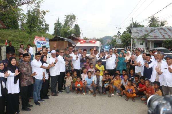 Setelah Pencanangan Bebas Pasung Aceh, Ahmad Dadek Jemput 5 ODGJ di Pidie Jaya Setelah Pencanangan Bebas Pasung Aceh, Ahmad Dadek Jemput 5 ODGJ di Pidie Jaya