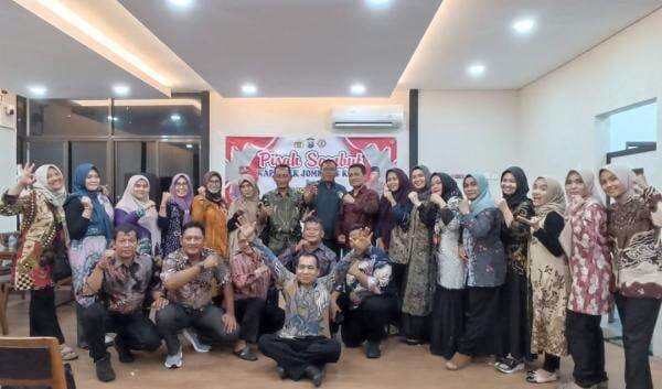 Momen Pisah Sambut Kapolsek Jombang; Tawa, Sedih dan Bahagia di Dalam Kebersamaan Momen Pisah Sambut Kapolsek Jombang; Tawa, Sedih dan Bahagia di Dalam Kebersamaan