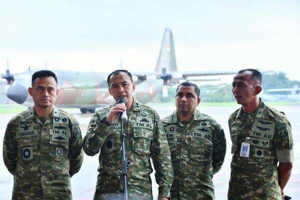Penanganan Bencana Sumatera, TNI Kerahkan 30.864 Prajurit hingga 70 Unit Alutsista Penanganan Bencana Sumatera, TNI Kerahkan 30.864 Prajurit hingga 70 Unit Alutsista