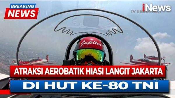 Spektakuler! Atraksi Aerobatic Hiasi Langit Jakarta di HUT ke-80 TNI Spektakuler! Atraksi Aerobatic Hiasi Langit Jakarta di HUT ke-80 TNI