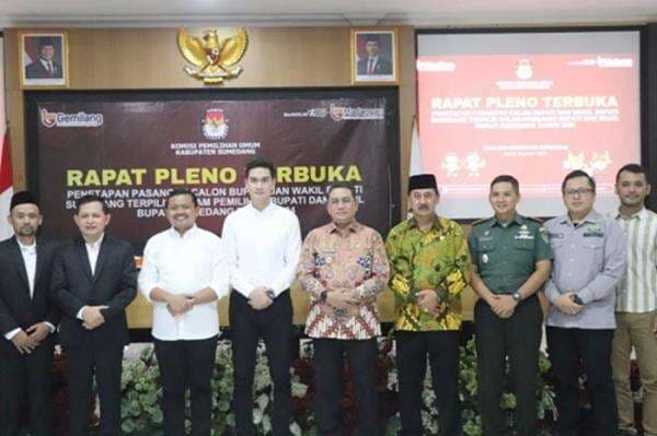 Dony-Fajar Jadi Bupati dan Wabup Sumedang Terpilih, Ini Harapan Yudia Ramli Dony-Fajar Jadi Bupati dan Wabup Sumedang Terpilih, Ini Harapan Yudia Ramli