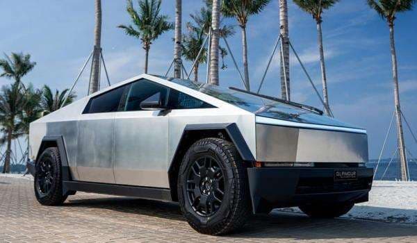 Anak Tewas dalam Kecelakaan, Keluarga Korban Desak Cybertruck Dilarang Melintas di Jalan Umum Anak Tewas dalam Kecelakaan, Keluarga Korban Desak Cybertruck Dilarang Melintas di Jalan Umum