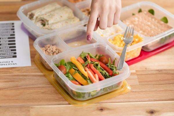 5 Fakta Kasus Penipuan Program Makan Bergizi Gratis, Begini Kronologinya 5 Fakta Kasus Penipuan Program Makan Bergizi Gratis, Begini Kronologinya