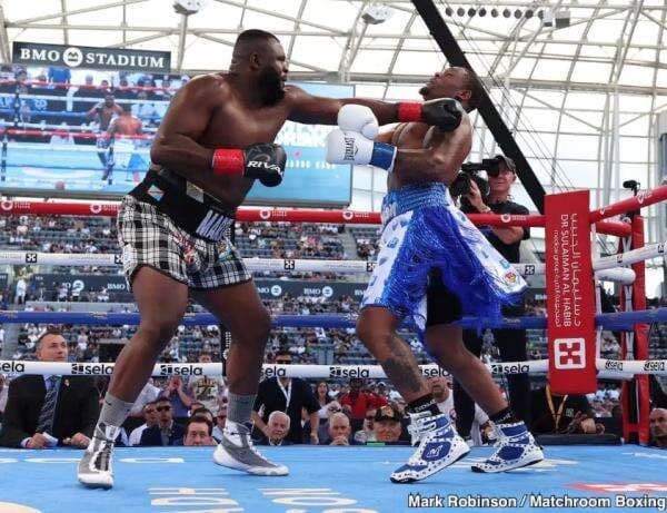 Fans Kecewa 2 Duel Tambahan Digelar Sebelum Canelo vs Crawford: Itu Bukan Big Fight! Fans Kecewa 2 Duel Tambahan Digelar Sebelum Canelo vs Crawford: Itu Bukan Big Fight!