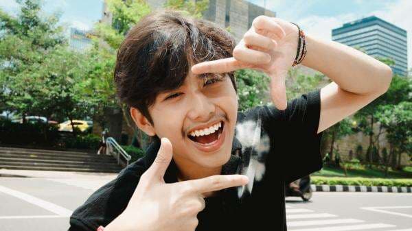 Farel Tarek Jajal Tantangan Buat Jus dengan Bahan Aneh, Bagaimana Rasanya? Farel Tarek Jajal Tantangan Buat Jus dengan Bahan Aneh, Bagaimana Rasanya?