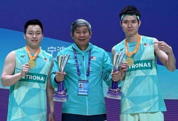 Sempat Dikalahkan Fajar/Fikri di Prancis, Aaron Chia/Soh Wooi Yik Bertekad Bangkit di Hylo Open 2025 Sempat Dikalahkan Fajar/Fikri di Prancis, Aaron Chia/Soh Wooi Yik Bertekad Bangkit di Hylo Open 2025