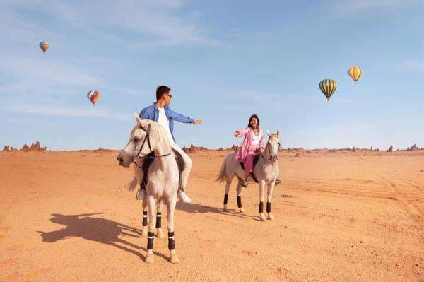 7 Destinasi Wisata Favorit Arab Saudi, Wajib Masuk Wishlist! 7 Destinasi Wisata Favorit Arab Saudi, Wajib Masuk Wishlist!