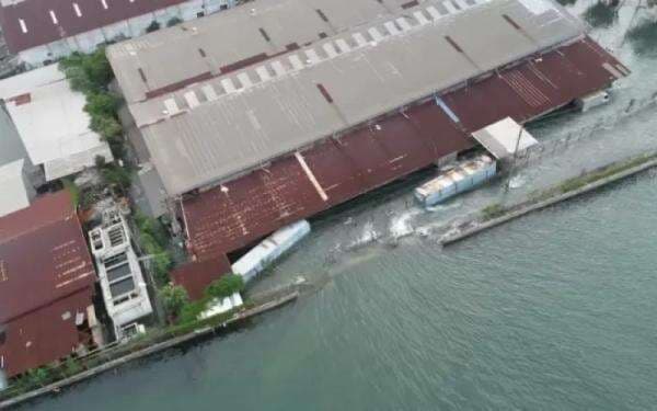 BPBD Minta Waspada Banjir Rob di Pesisir Jakarta Imbas Fenomena Bulan Purnama BPBD Minta Waspada Banjir Rob di Pesisir Jakarta Imbas Fenomena Bulan Purnama