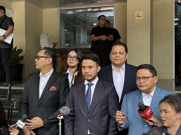 Hadiri Gelar Perkara Khusus, Kuasa Hukum Jokowi Hormati Penyidik Hadiri Gelar Perkara Khusus, Kuasa Hukum Jokowi Hormati Penyidik