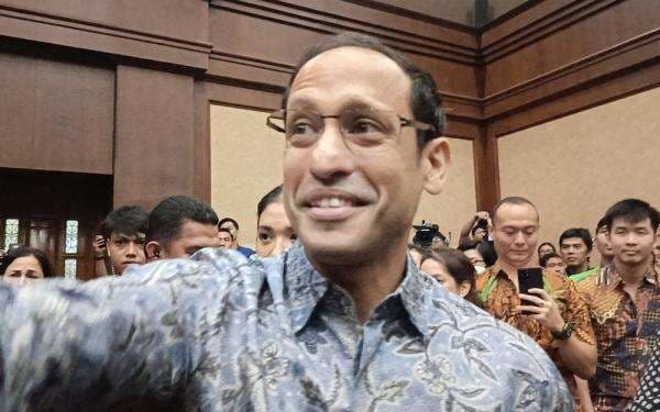 Nadiem Berharap Divonis Bebas Murni dalam Kasus Korupsi Chromebook Nadiem Berharap Divonis Bebas Murni dalam Kasus Korupsi Chromebook