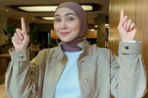 Fenita Arie Emosi Konten Rendang Willie Salim Hilang 200 Kg di Palembang: Kamu Kan Diundang Baik-baik Fenita Arie Emosi Konten Rendang Willie Salim Hilang 200 Kg di Palembang: Kamu Kan Diundang Baik-baik