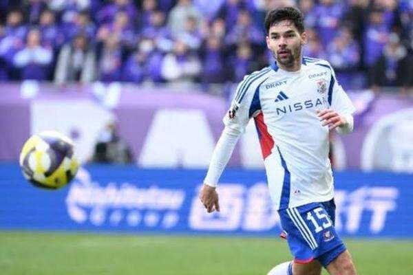 Fenomena Pulang Kampung Pemain Naturalisasi ke Indonesia Fenomena Pulang Kampung Pemain Naturalisasi ke Indonesia