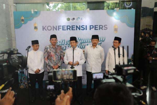 Festival Ramadan 2025, Kemenag Luncurkan Beasiswa hingga Distribusi 1 Juta Bingkisan Festival Ramadan 2025, Kemenag Luncurkan Beasiswa hingga Distribusi 1 Juta Bingkisan