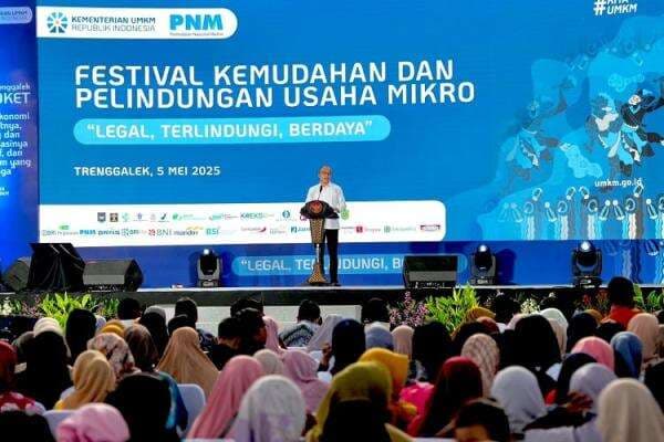 Kementerian UMKM Gelar Festival Kemudahan dan Pelindungan Usaha Mikro di Trenggalek Kementerian UMKM Gelar Festival Kemudahan dan Pelindungan Usaha Mikro di Trenggalek