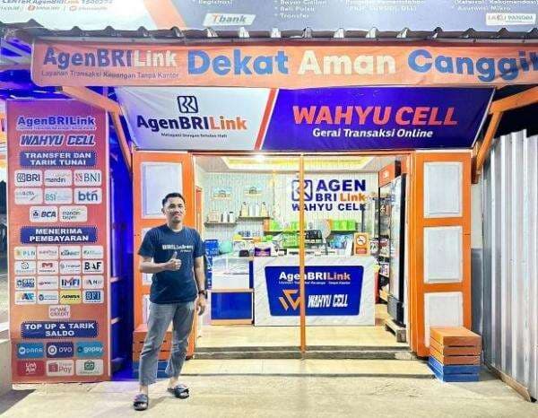 Pemuda Kolaka Ini Raup Cuan hingga Ciptakan Lapangan Kerja Lewat AgenBRILink Pemuda Kolaka Ini Raup Cuan hingga Ciptakan Lapangan Kerja Lewat AgenBRILink