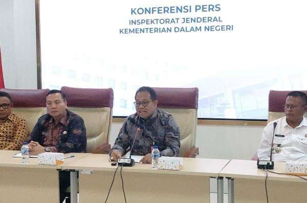 Kemendagri Temukan Pelanggaran Mutasi Kepsek, Wali Kota Prabumulih Terancam Sanksi Kemendagri Temukan Pelanggaran Mutasi Kepsek, Wali Kota Prabumulih Terancam Sanksi