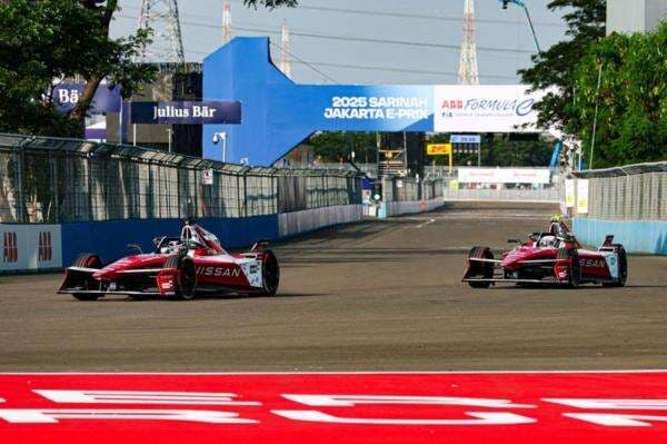 Hasil Latihan Bebas 2 Formula E Jakarta E-Prix 2025: Jake Hughes Jadi yang Tercepat Hasil Latihan Bebas 2 Formula E Jakarta E-Prix 2025: Jake Hughes Jadi yang Tercepat