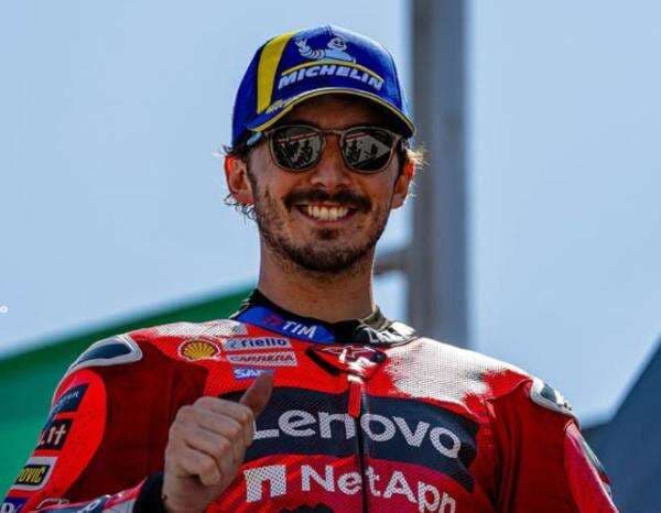 Loris Capirossi Tahu yang Dibutuhkan Francesco Bagnaia agar Bangkit di MotoGP 2025 Loris Capirossi Tahu yang Dibutuhkan Francesco Bagnaia agar Bangkit di MotoGP 2025